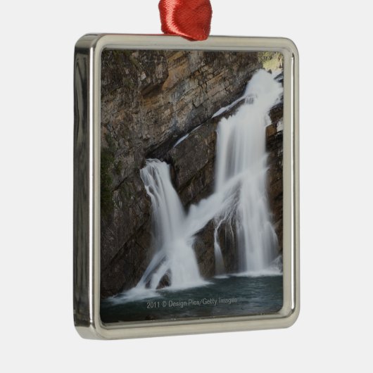 石の崖から出る滝 メタルオーナメント (右)