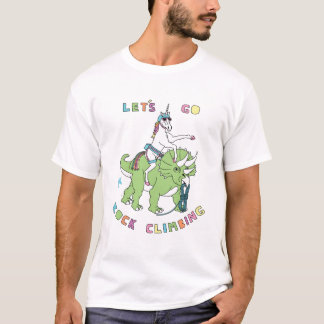 石の登山のユニコーンの乗馬の行こう恐竜 Tシャツ