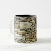 石の石のマグの自然な石塀 ツートーンマグカップ (正面左)