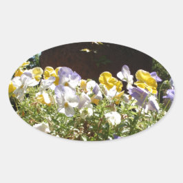 石の鉢に植えられたヴィオラ 楕円形シール