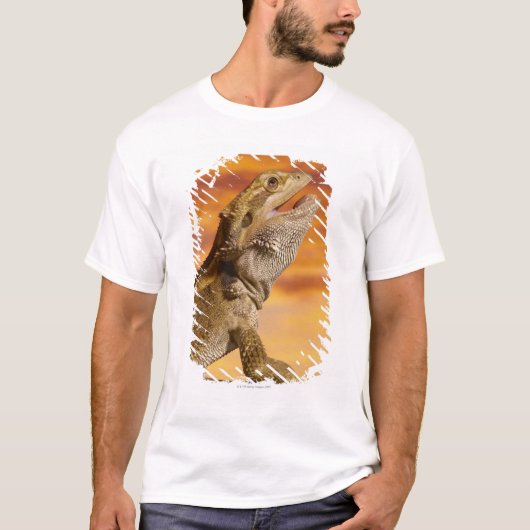 石の髭があるドラゴン(Pogona Vitticeps)、 Tシャツ (正面)
