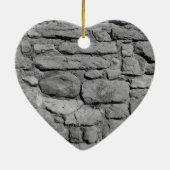 石塀。 白黒。 セラミックオーナメント (裏面)