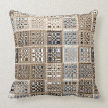 石板の茶色がかった鋼色のサリーのモザイク模様の芸術