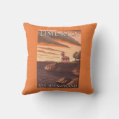 石灰がまの灯台ヴィンテージ旅行ポスター クッション (裏面)