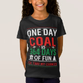 石炭の一日とおもしろいの364日 Tシャツ (正面)
