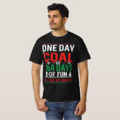 石炭の一日とおもしろいの364日 Tシャツ (正面フル)