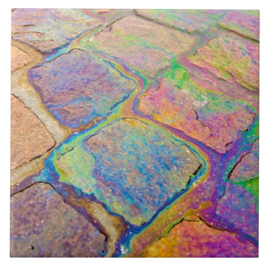 石畳の上のガソリン タイル (正面)