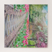 石畳の歩道に沿った春の花 ジグソーパズル (横)