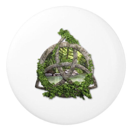 石造りのケルト族の三位一体の結び目 セラミックノブ (正面)