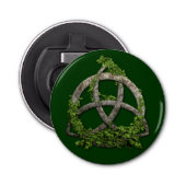 石造りのケルト族の三位一体の結び目 栓抜き (正面)