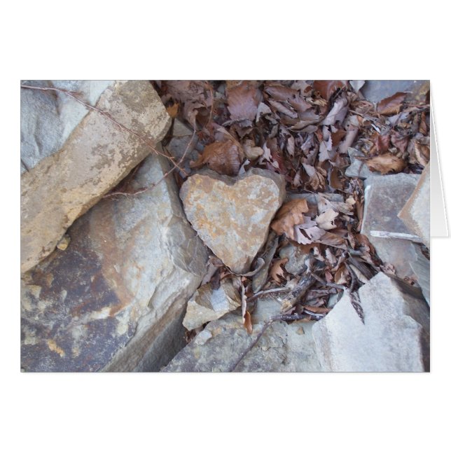 石造りのハート (正面横)