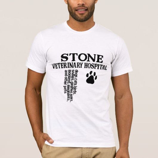 石造りの獣医の病院 Tシャツ (正面)