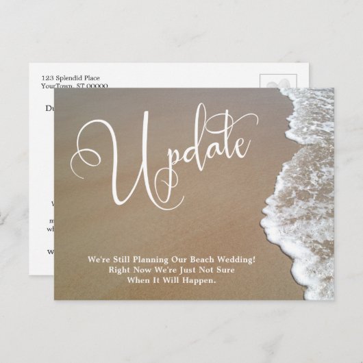 砂と泡の延期されたビーチ結婚式の更新 ポストカード (正面/裏面)