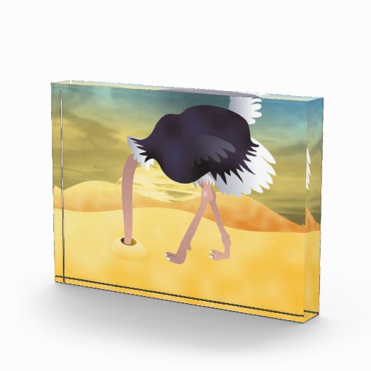 砂に頭を入れた漫画のダチョウ フォトブロック (右)