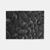 砂のグレースケール写真 フリースブランケット (正面(横))