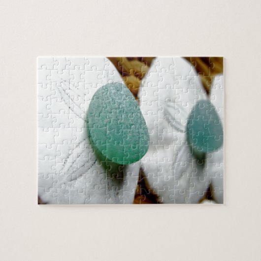 砂のティール(緑がかった色)の海ガラス ジグソーパズル (横)