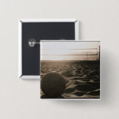 砂のバレーボール 缶バッジ (正面&裏面)