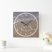 砂のビーチの貝のハート スクエア壁時計 (ホーム)