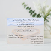 砂のビーチ結婚式の披露宴のハート 招待状 (スタンド正面)