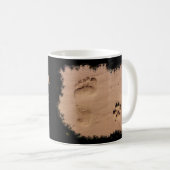 砂のペット及び足跡 コーヒーマグカップ (正面右)