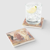 砂の上で小石を拾うギリシャのビーチ ストーンコースター (横)