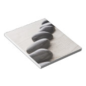 砂の上の岩 ノートパッド (アングル)