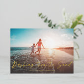 砂の上をダッシュスルービーチ写真 箔シーズンカード (立ち正面)