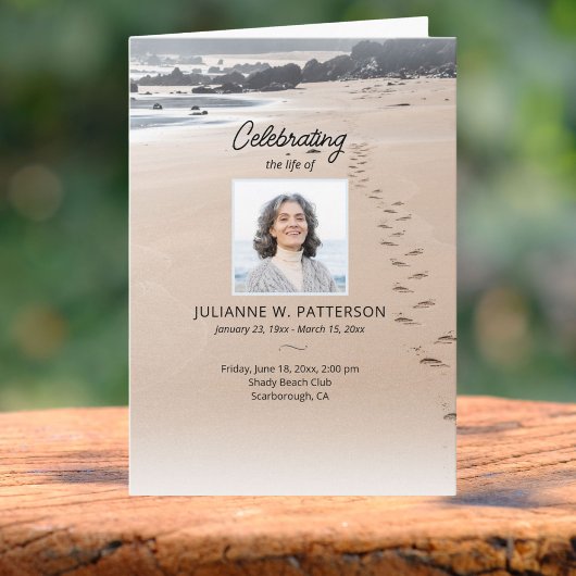 砂の中の足跡ビーチ写真お祝いの生活 プログラム