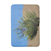 砂の中の黄色い野花フローラ バスマット (正面縦)