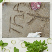 砂の殻とビーチで キッチンタオル (折り畳み)