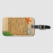 砂の背景のパーチメント – 荷物タグ ラゲッジタグ (正面横)