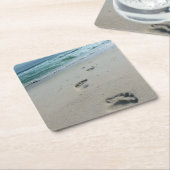 砂の足跡 – ビーチ – コースター (アングル)