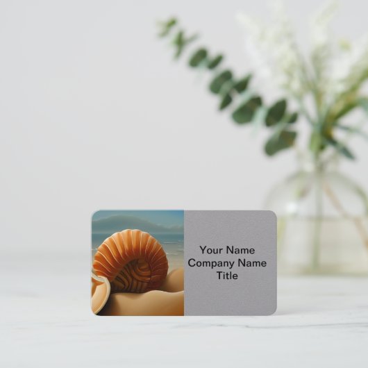 砂コンテンポラリーのビーチトリプトの上のナウティラスのシェル 名刺 (スタンド正面)