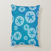 砂ドル白と青のパターン アクセントクッション (裏面(縦))