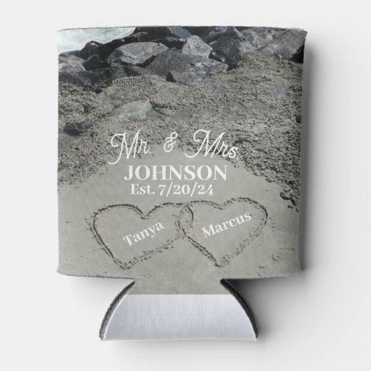 砂パーソナライズされたの中に2つのハート 缶クーラー (正面)