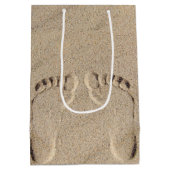 砂中足跡ビーチ引用文 ミディアムペーパーバッグ (裏面)