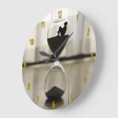 砂時計 – 時間の囚人 ラージ壁時計 (傾斜)