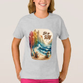砂浜にサーフボードを積んだバン Tシャツ (正面)