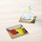 砂浜のシャベルそしてバケツ スクエアペーパーコースター (インサイチュ)