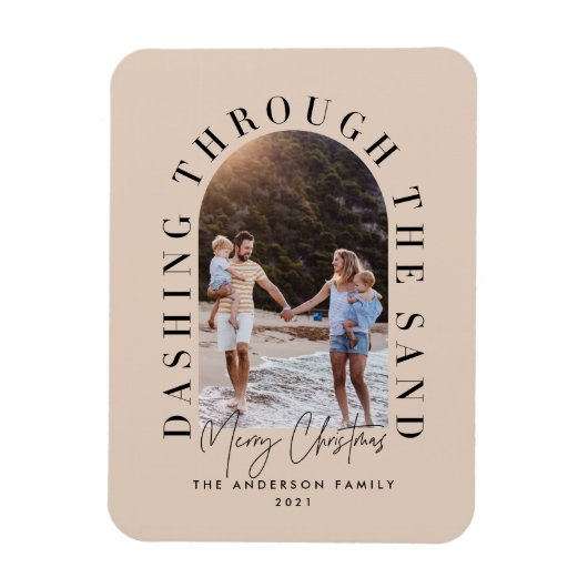 砂浜モダンを駆け抜けるジオ・クリスマス マグネット (縦)