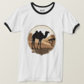 砂漠でのラクダの冒険 Tシャツ (デザイン正面)