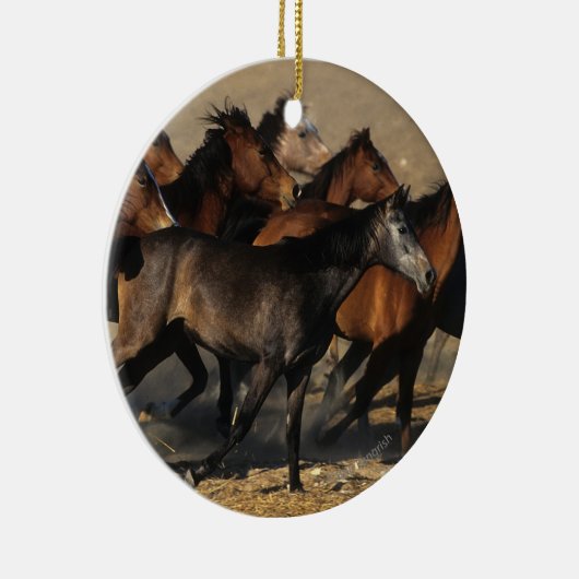 砂漠で走っているアラビア人 セラミックオーナメント (右)