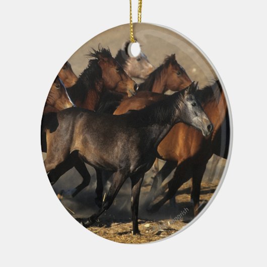 砂漠で走っているアラビア人 セラミックオーナメント (左)