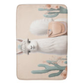 砂漠にサドルを持つラマ バスマット (正面縦)