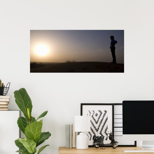 砂漠に沈む夕日 ポスター (ホームオフィス)