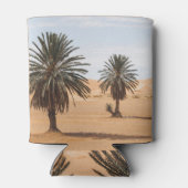 砂漠のオアシス：サハラヤシの風景。 缶クーラー (裏面)