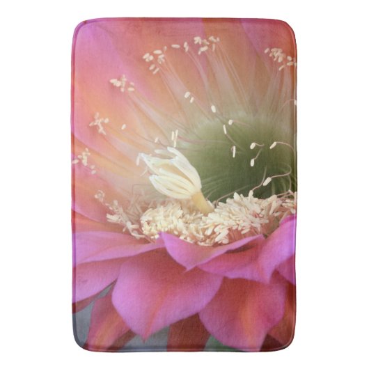 砂漠のピンクのサボテン花 バスマット (正面縦)