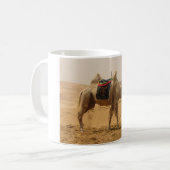 砂漠のラクダ コーヒーマグカップ (正面左)