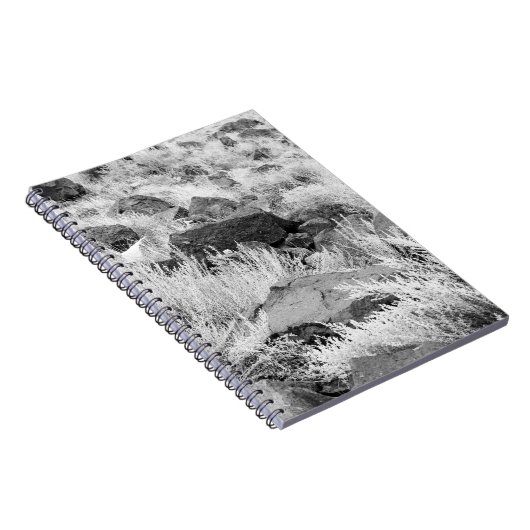 砂漠の玄武岩の溶岩黒と白の写真 ノートブック (右側)