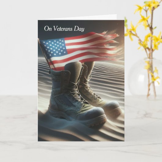 砂漠の砂の中でブーツと旗を戦う カード (黄色い花)